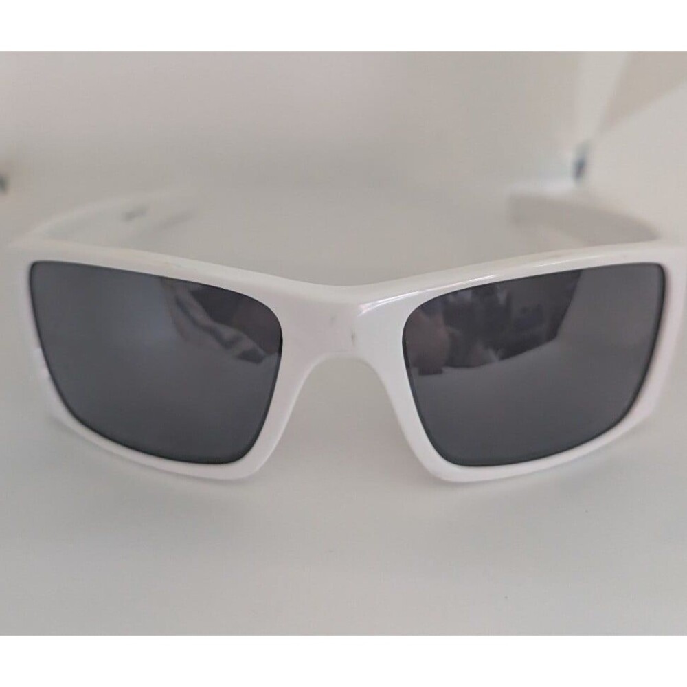 Oakley Fuel Cell OO9096-03 Sunglasses Polished White Black Iridium 60-19